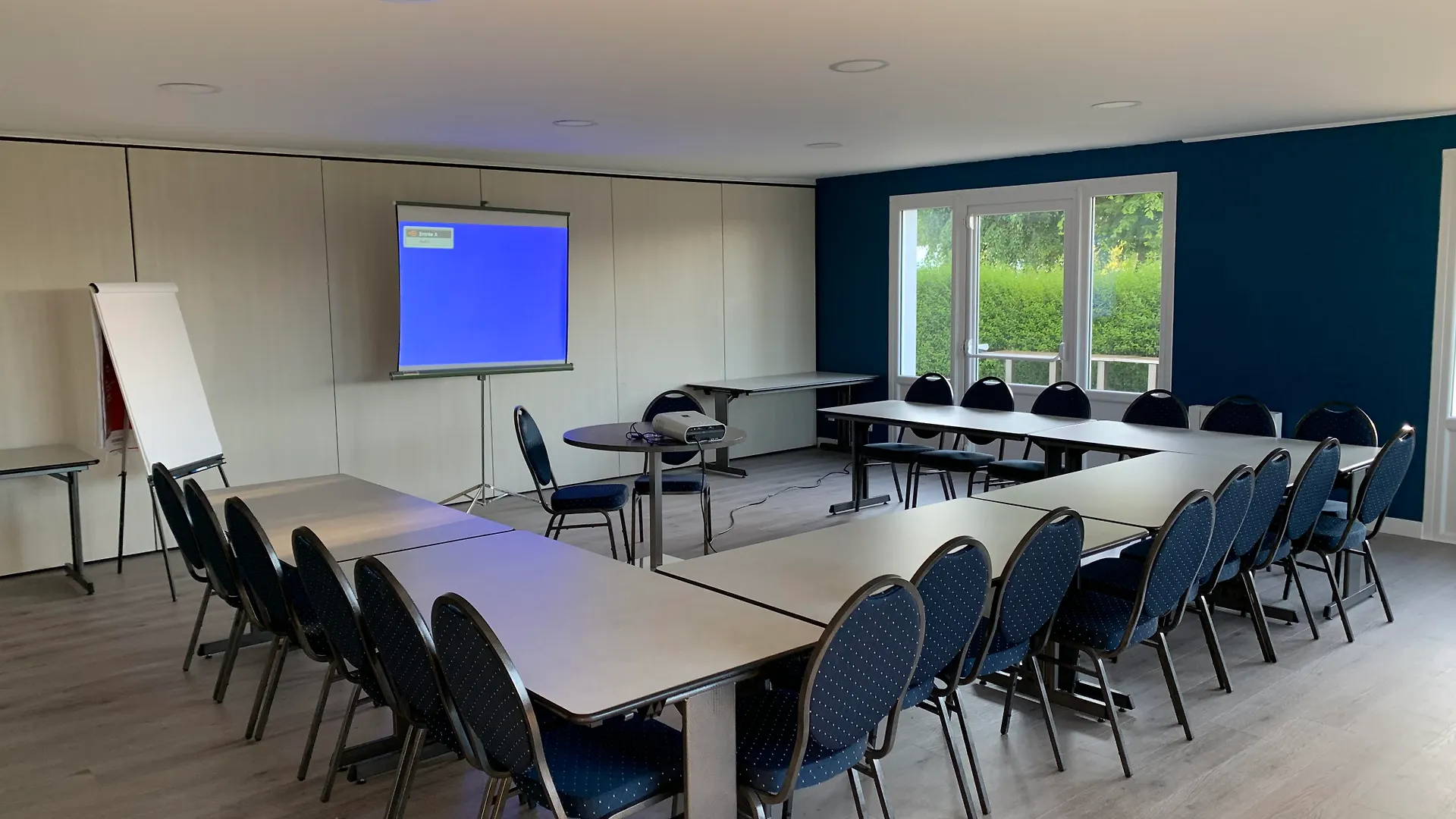 Saint-Martin-des-Champs  Brit Hotel Morlaix צרפת